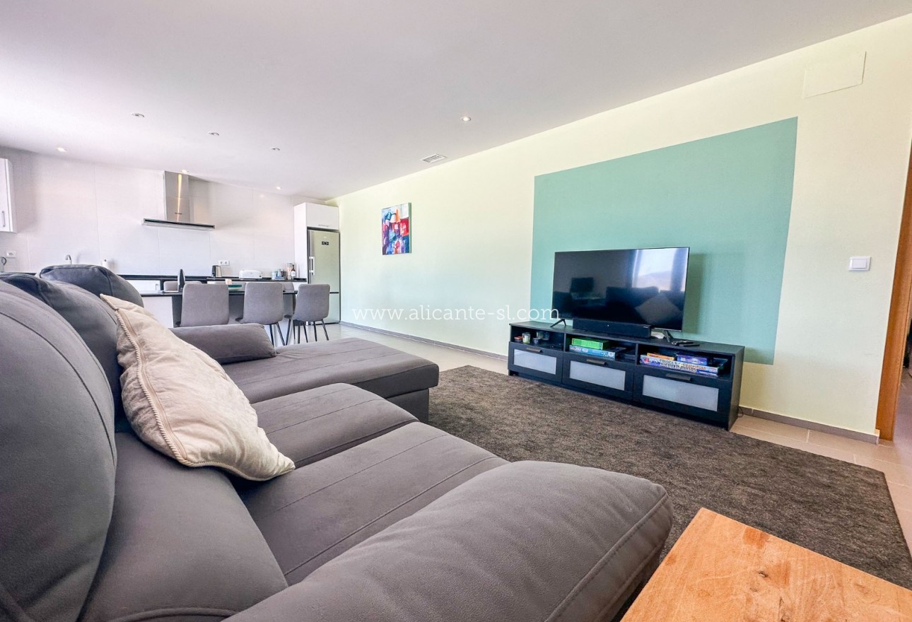 Sale - Villa  - Hondón de las Nieves