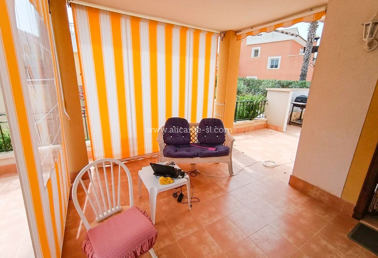 Sale - Villa  - Hondón de las Nieves