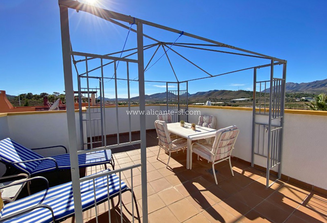 Sale - Villa  - Hondón de las Nieves