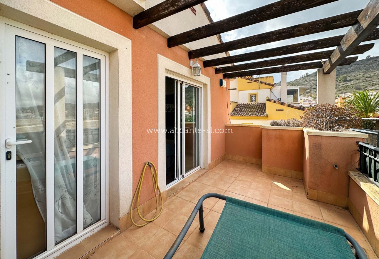 Sale - Villa  - Hondón de las Nieves