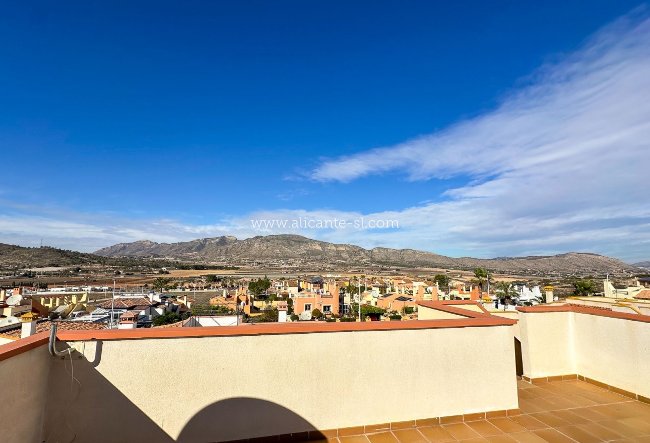 Sale - Villa  - Hondón de las Nieves