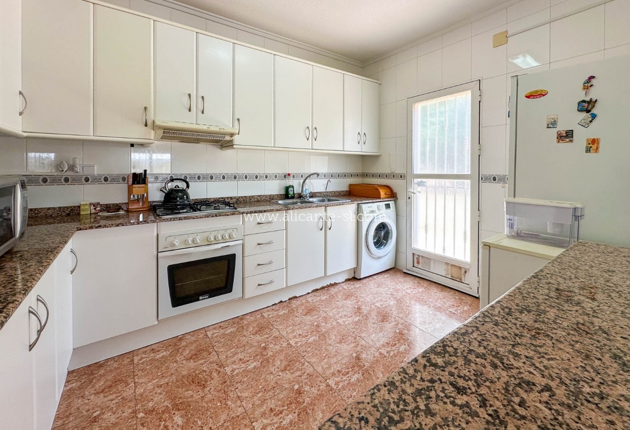 Sale - Villa  - Hondón de los Fráiles