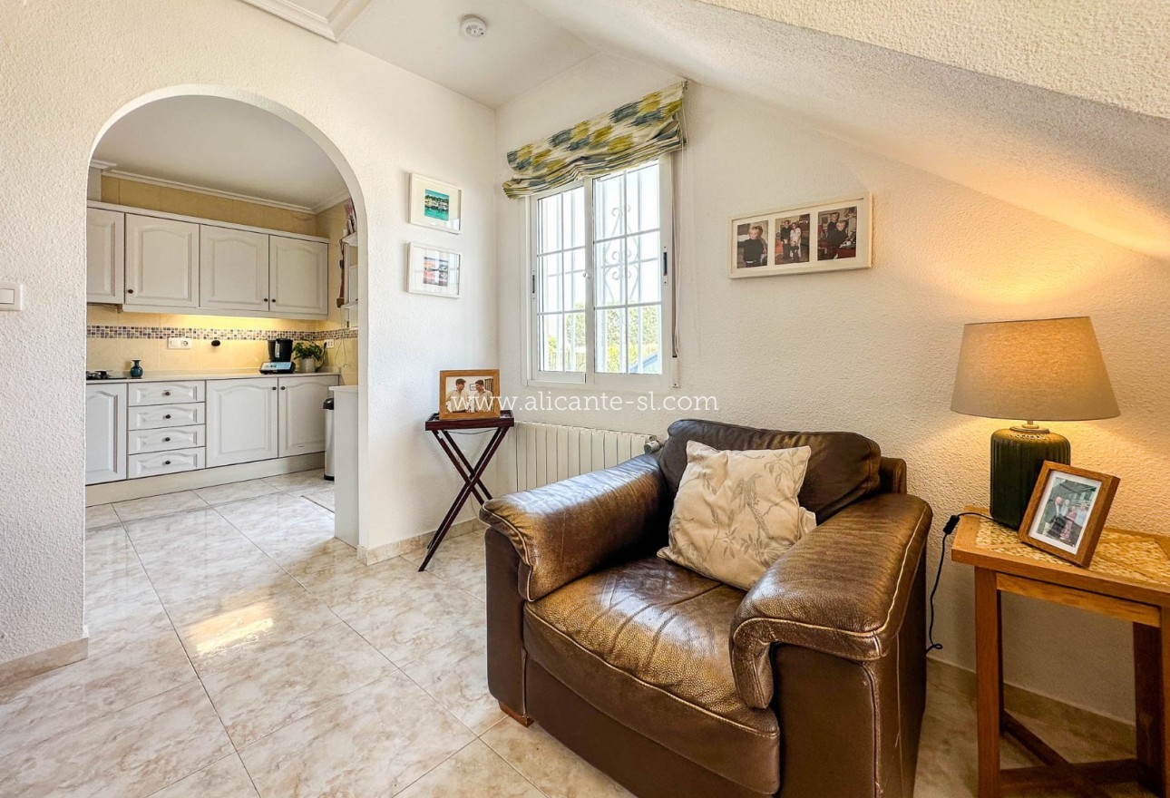 Sale - Villa  - Hondón de los Fráiles