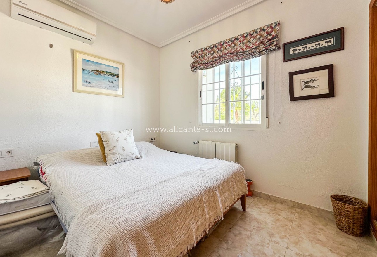 Sale - Villa  - Hondón de los Fráiles