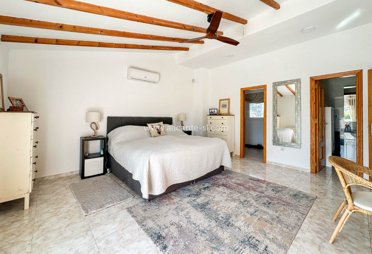 Sale - Villa  - Hondón de los Fráiles