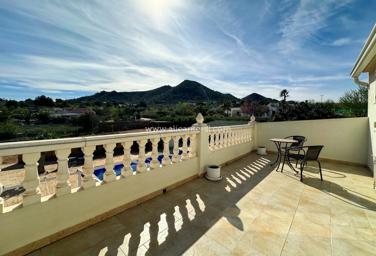 Sale - Villa  - Hondón de los Fráiles