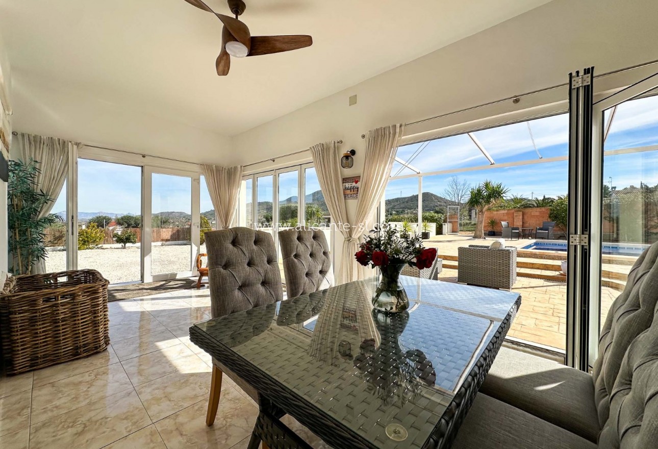 Sale - Villa  - Hondón de los Fráiles