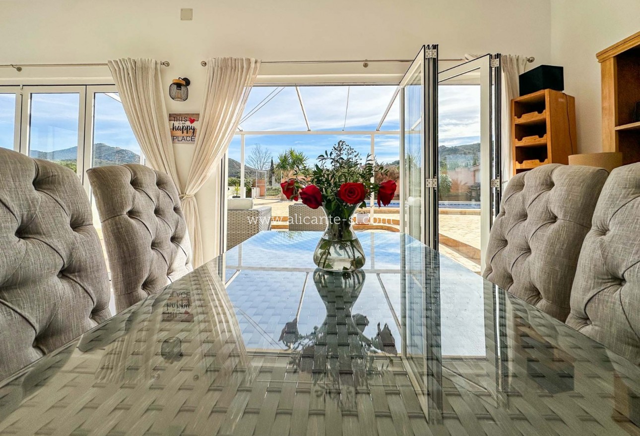 Sale - Villa  - Hondón de los Fráiles