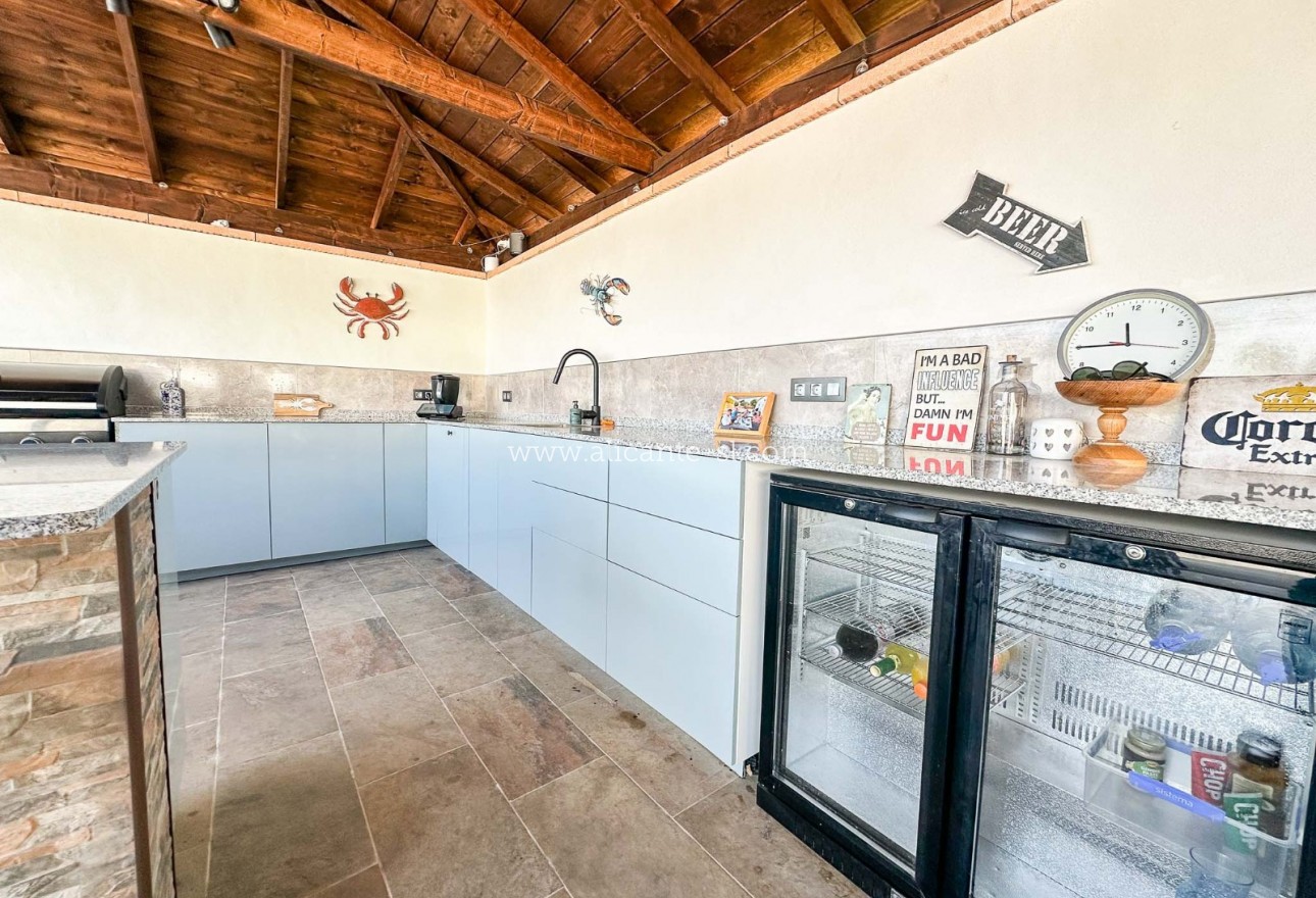 Sale - Villa  - Hondón de los Fráiles