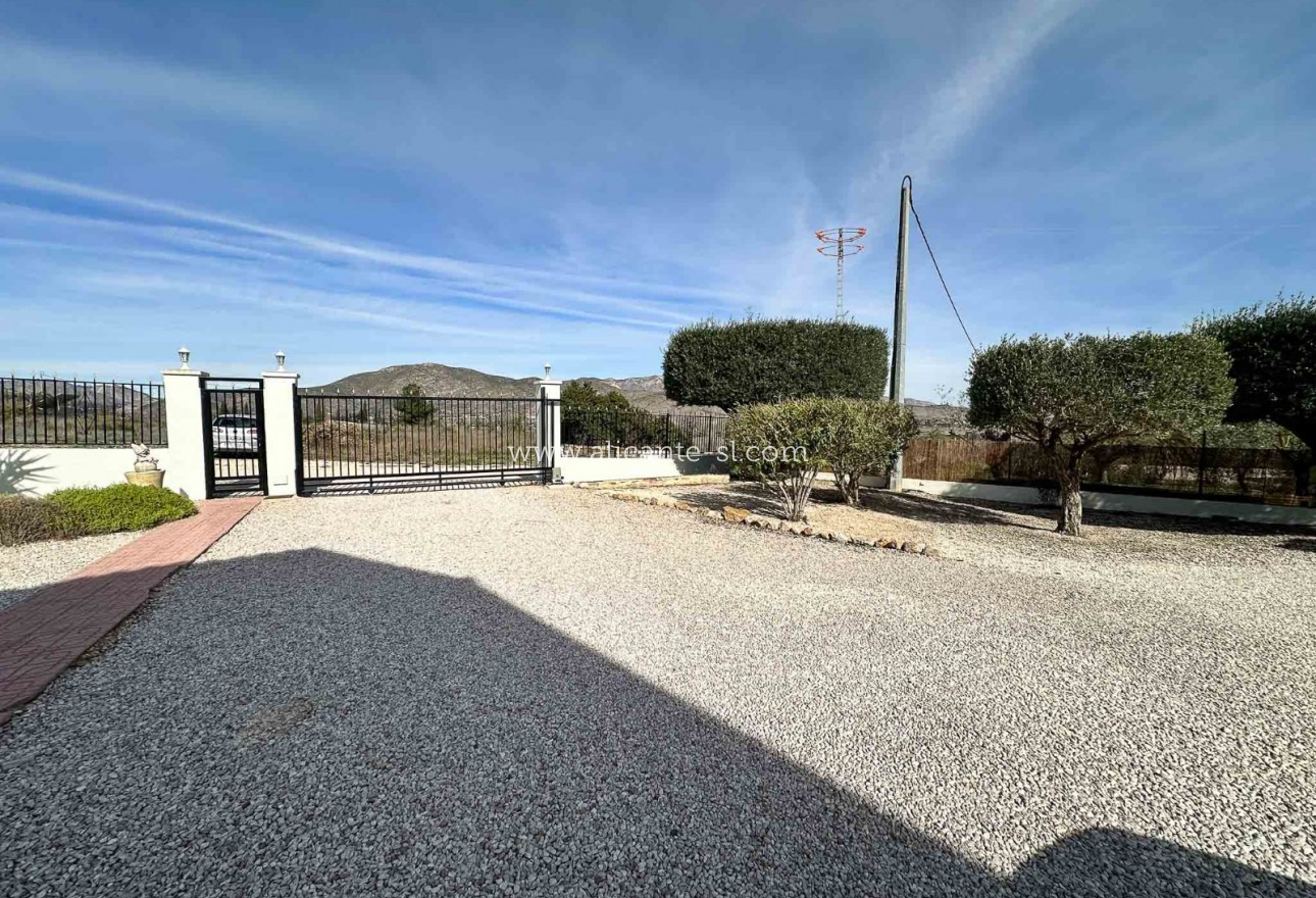 Sale - Villa  - Hondón de los Fráiles