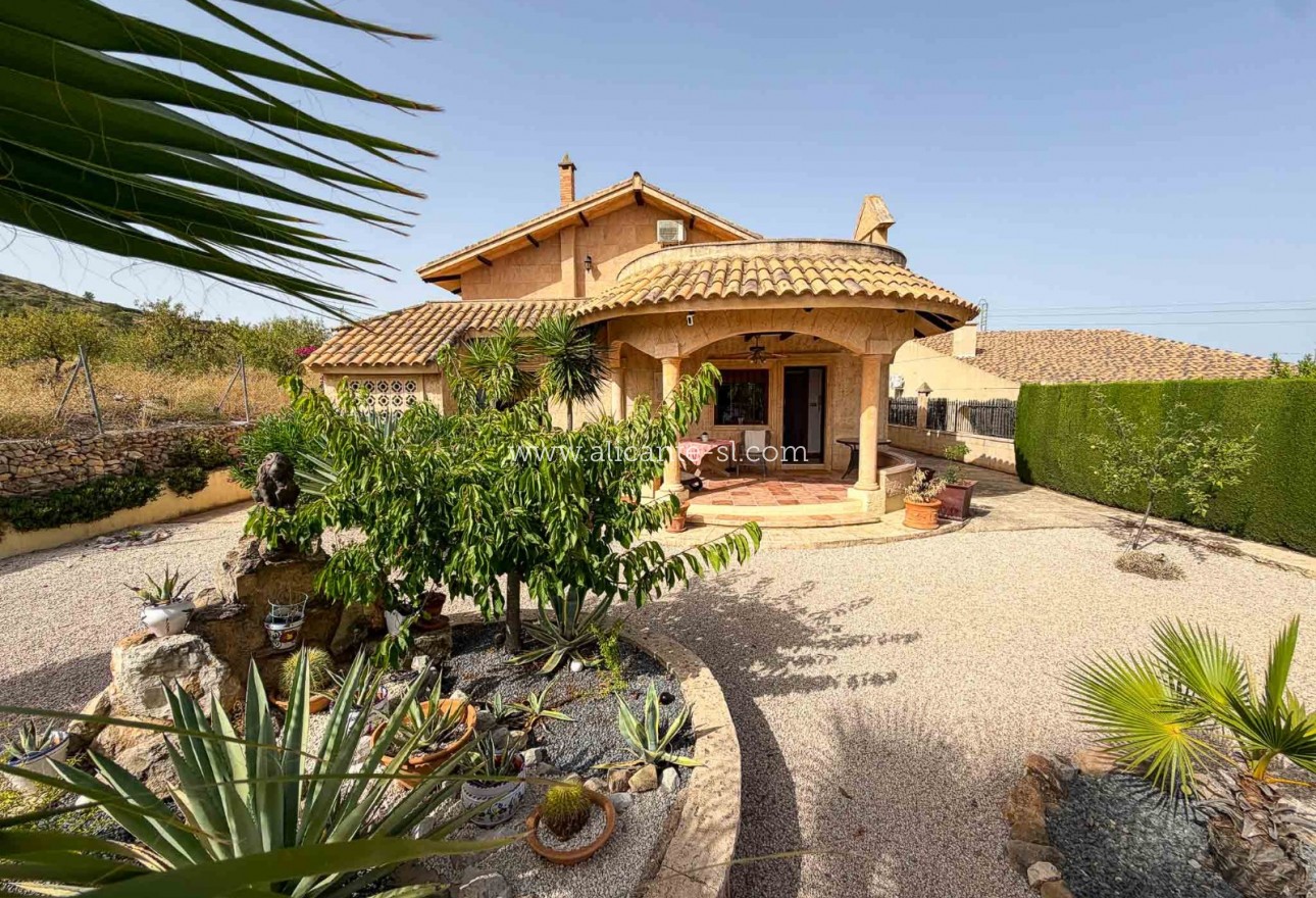 Sale - Villa  - Hondón de los Fráiles