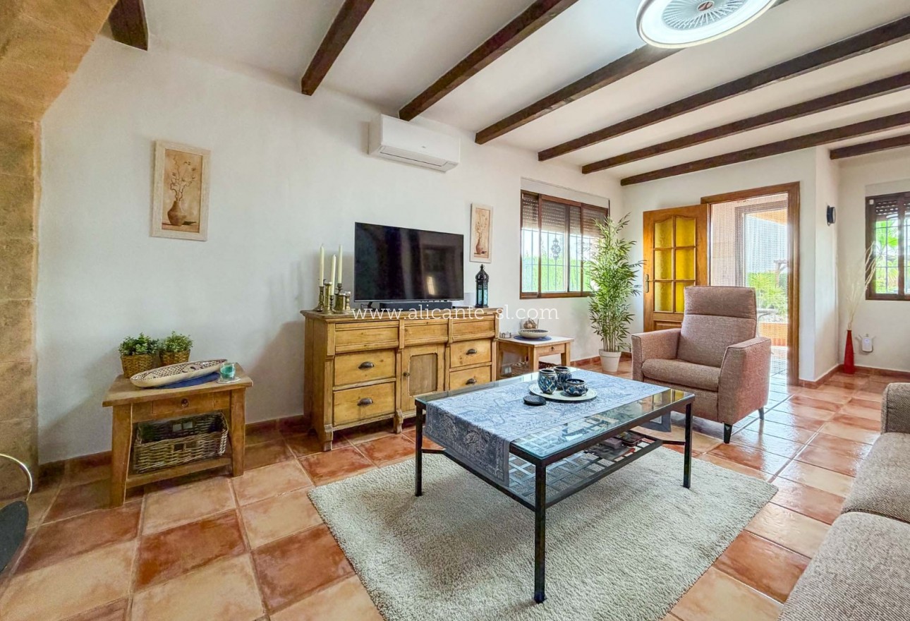 Sale - Villa  - Hondón de los Fráiles