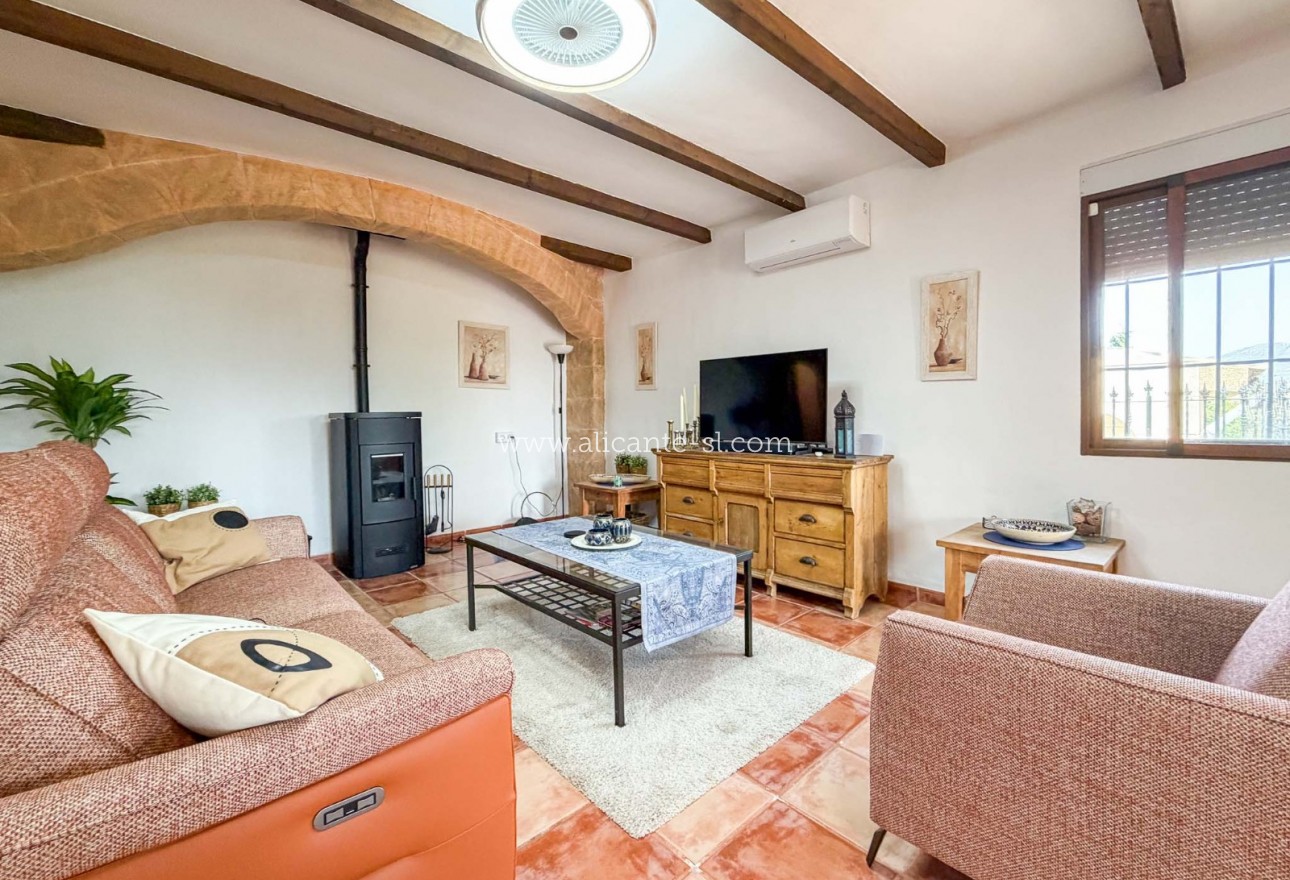 Sale - Villa  - Hondón de los Fráiles