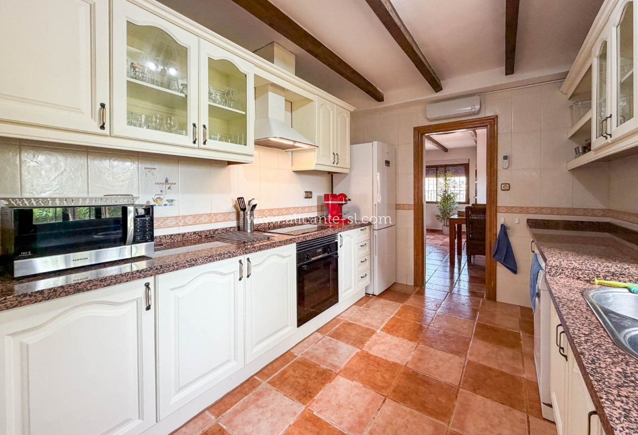 Sale - Villa  - Hondón de los Fráiles