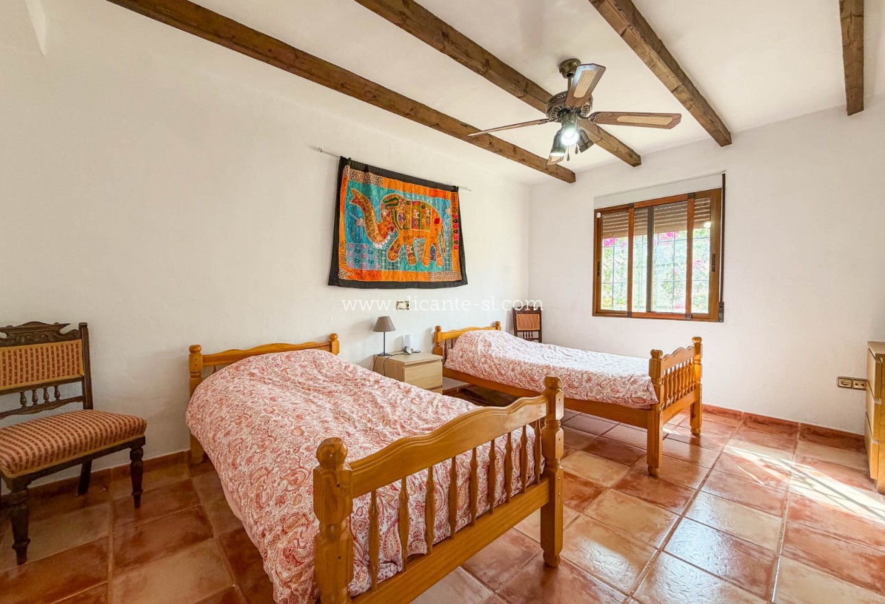 Sale - Villa  - Hondón de los Fráiles