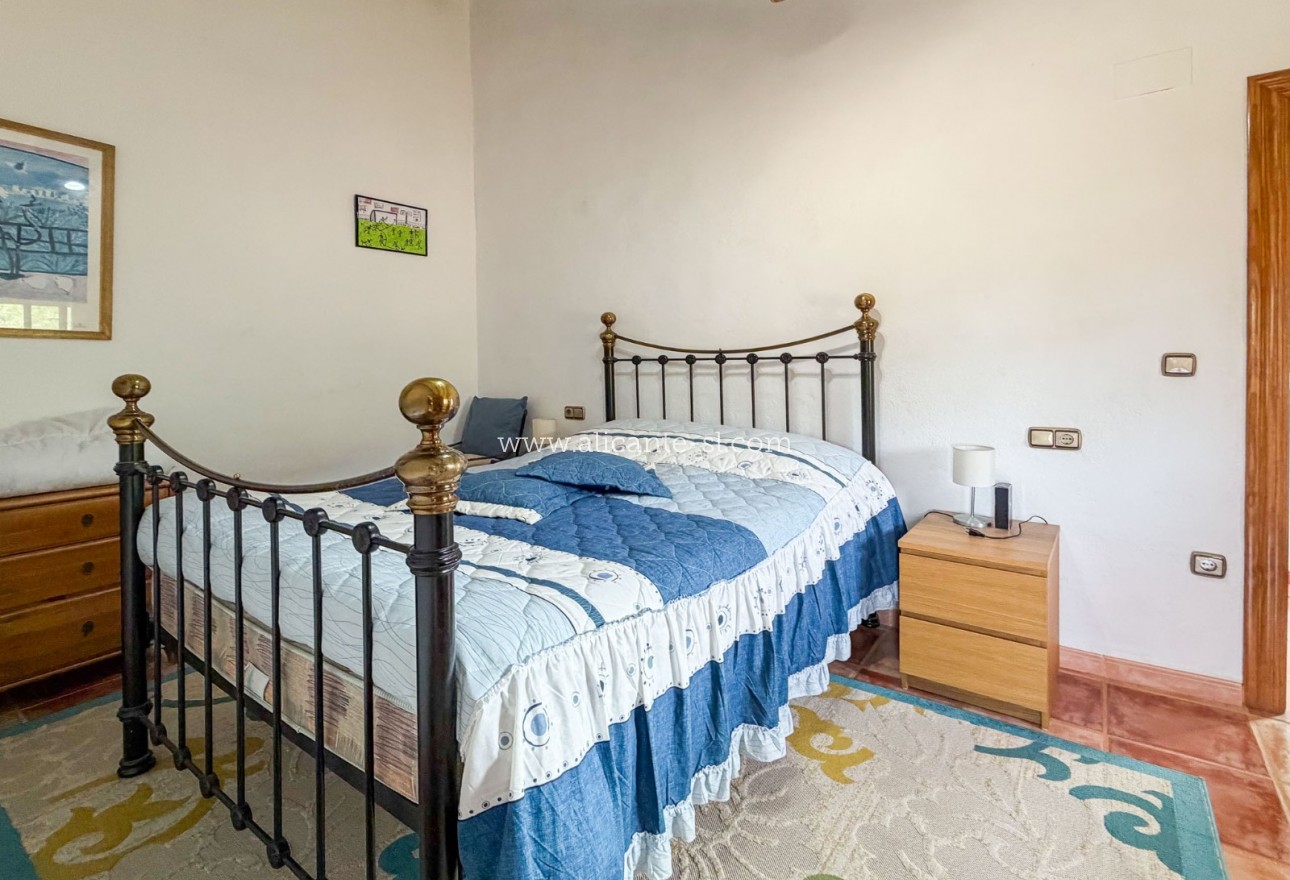 Sale - Villa  - Hondón de los Fráiles