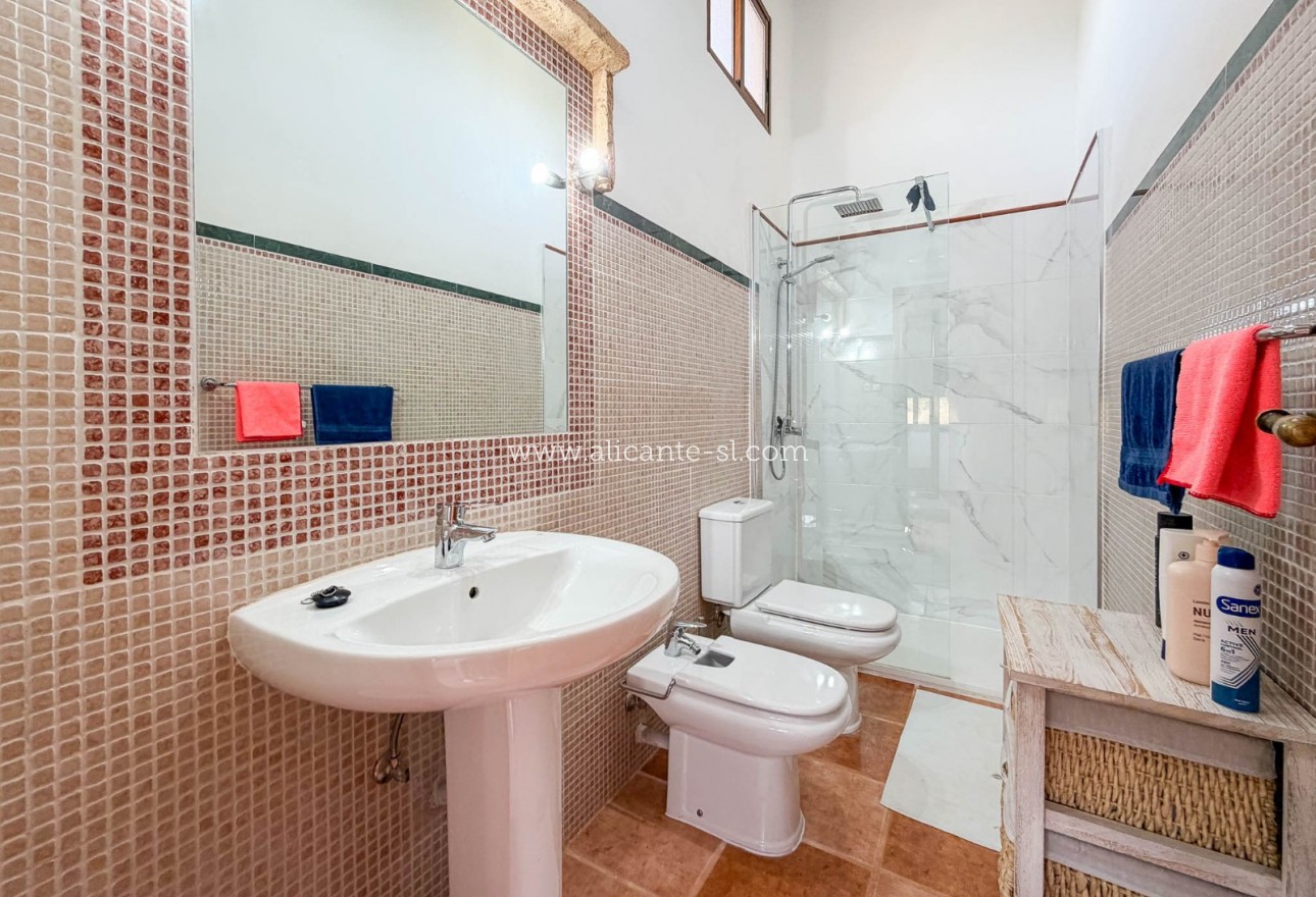 Sale - Villa  - Hondón de los Fráiles