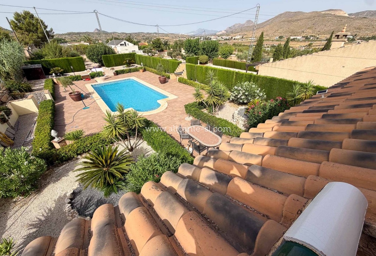 Sale - Villa  - Hondón de los Fráiles