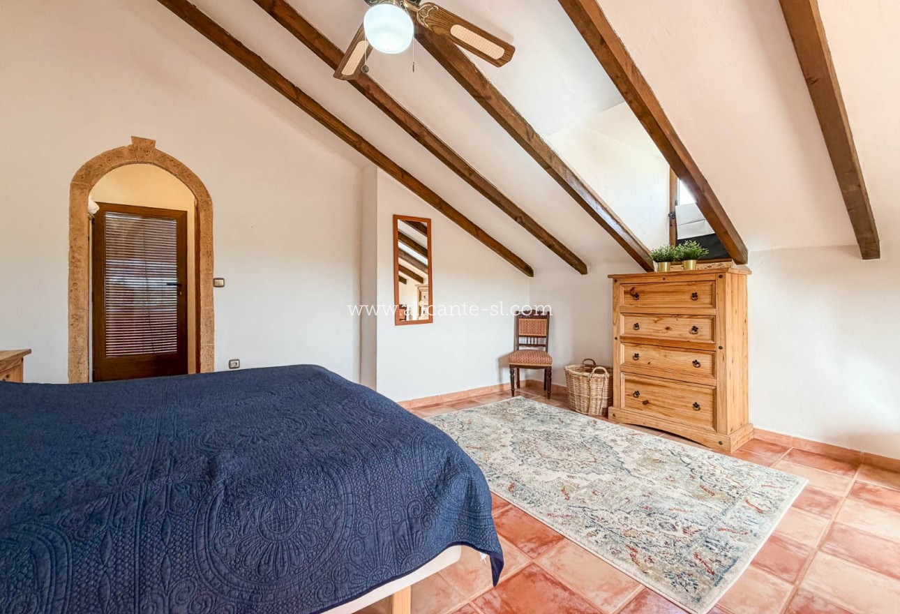 Sale - Villa  - Hondón de los Fráiles
