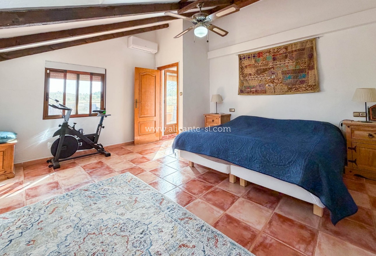 Sale - Villa  - Hondón de los Fráiles
