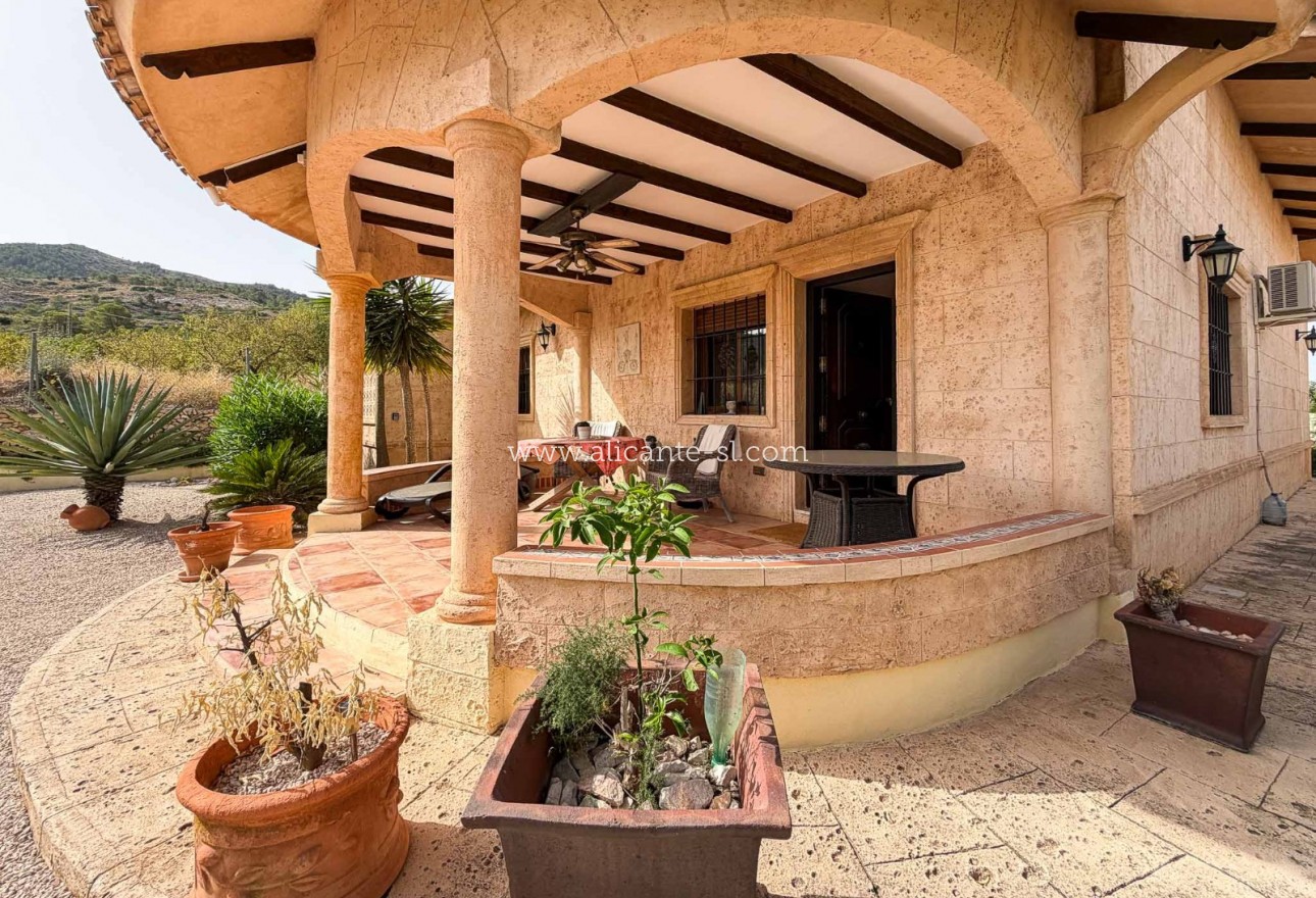 Sale - Villa  - Hondón de los Fráiles