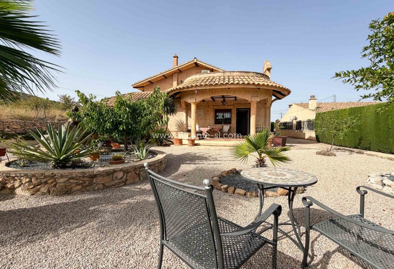 Sale - Villa  - Hondón de los Fráiles