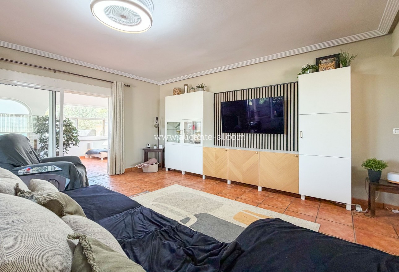 Sale - Villa  - Hondón de los Fráiles