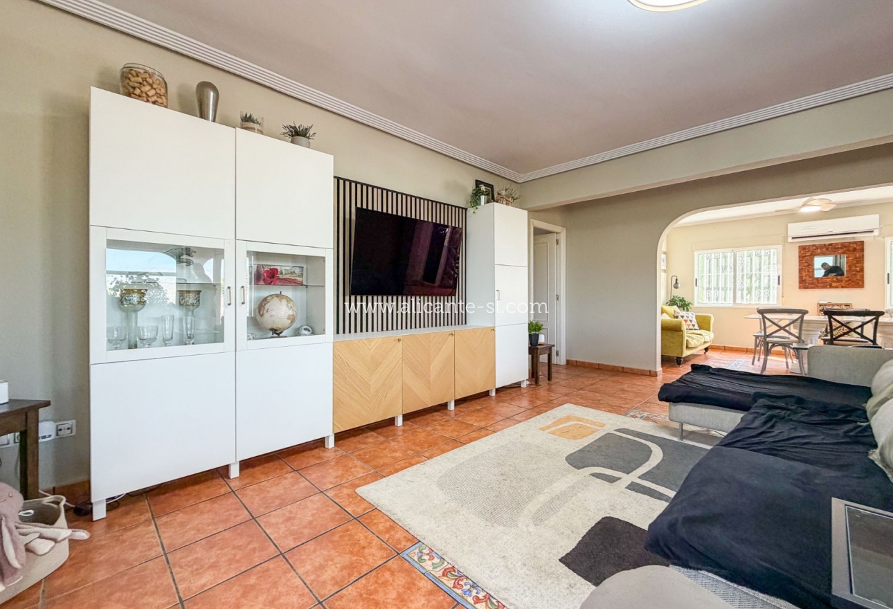 Sale - Villa  - Hondón de los Fráiles