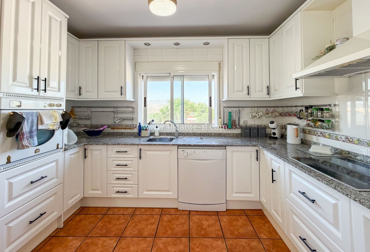 Sale - Villa  - Hondón de los Fráiles