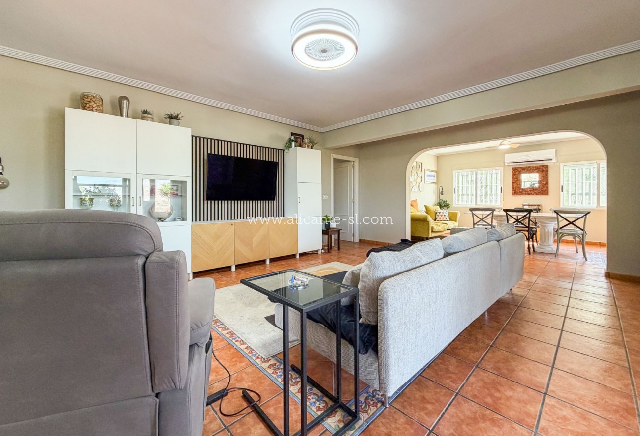 Sale - Villa  - Hondón de los Fráiles