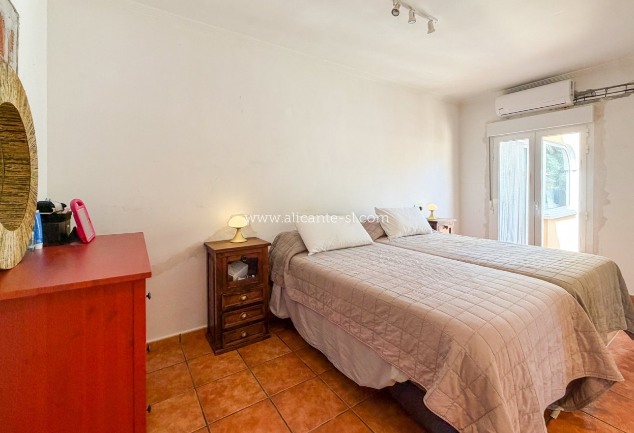 Sale - Villa  - Hondón de los Fráiles