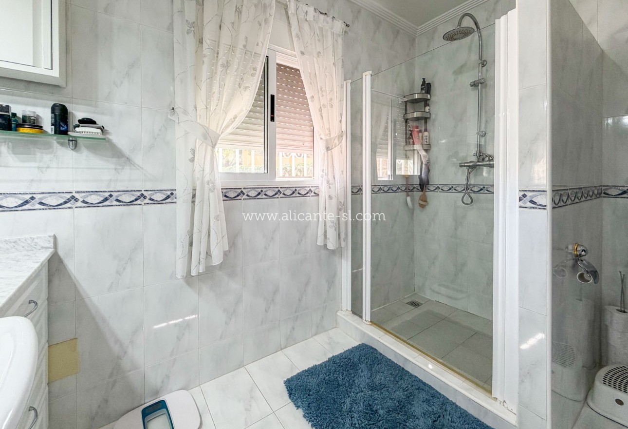 Sale - Villa  - Hondón de los Fráiles