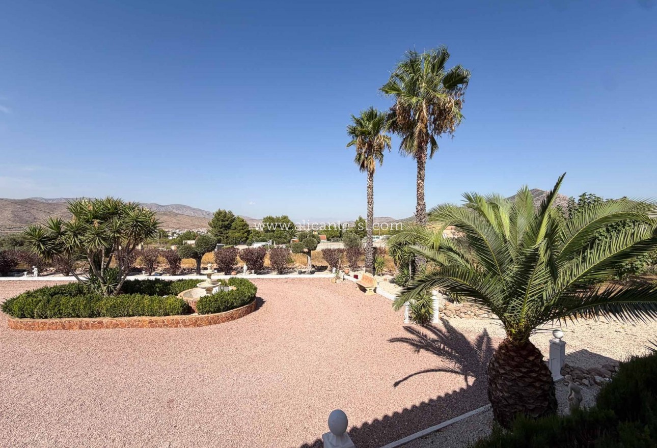 Sale - Villa  - Hondón de los Fráiles
