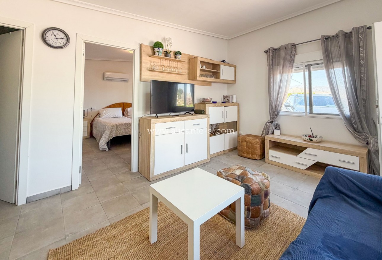Sale - Villa  - Hondón de los Fráiles