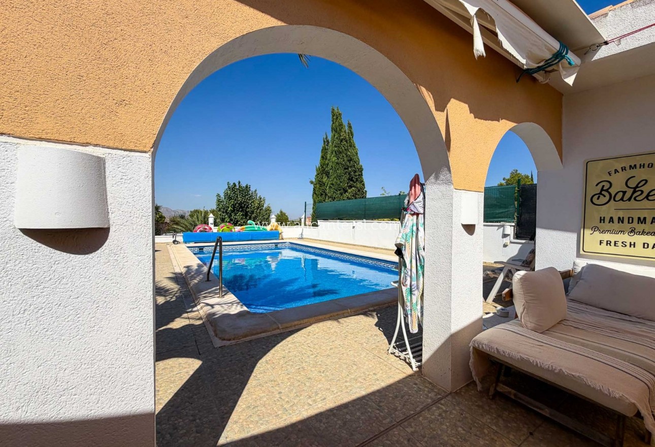 Sale - Villa  - Hondón de los Fráiles