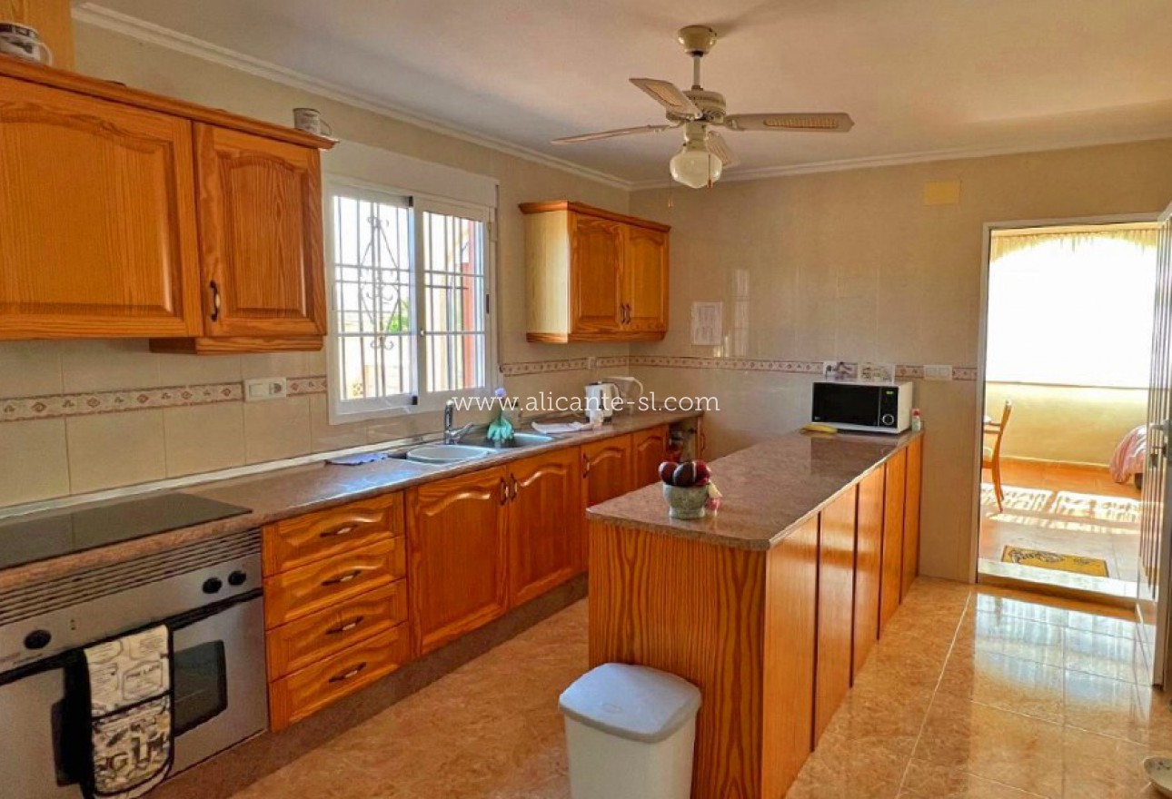 Sale - Villa  - Hondón de los Fráiles