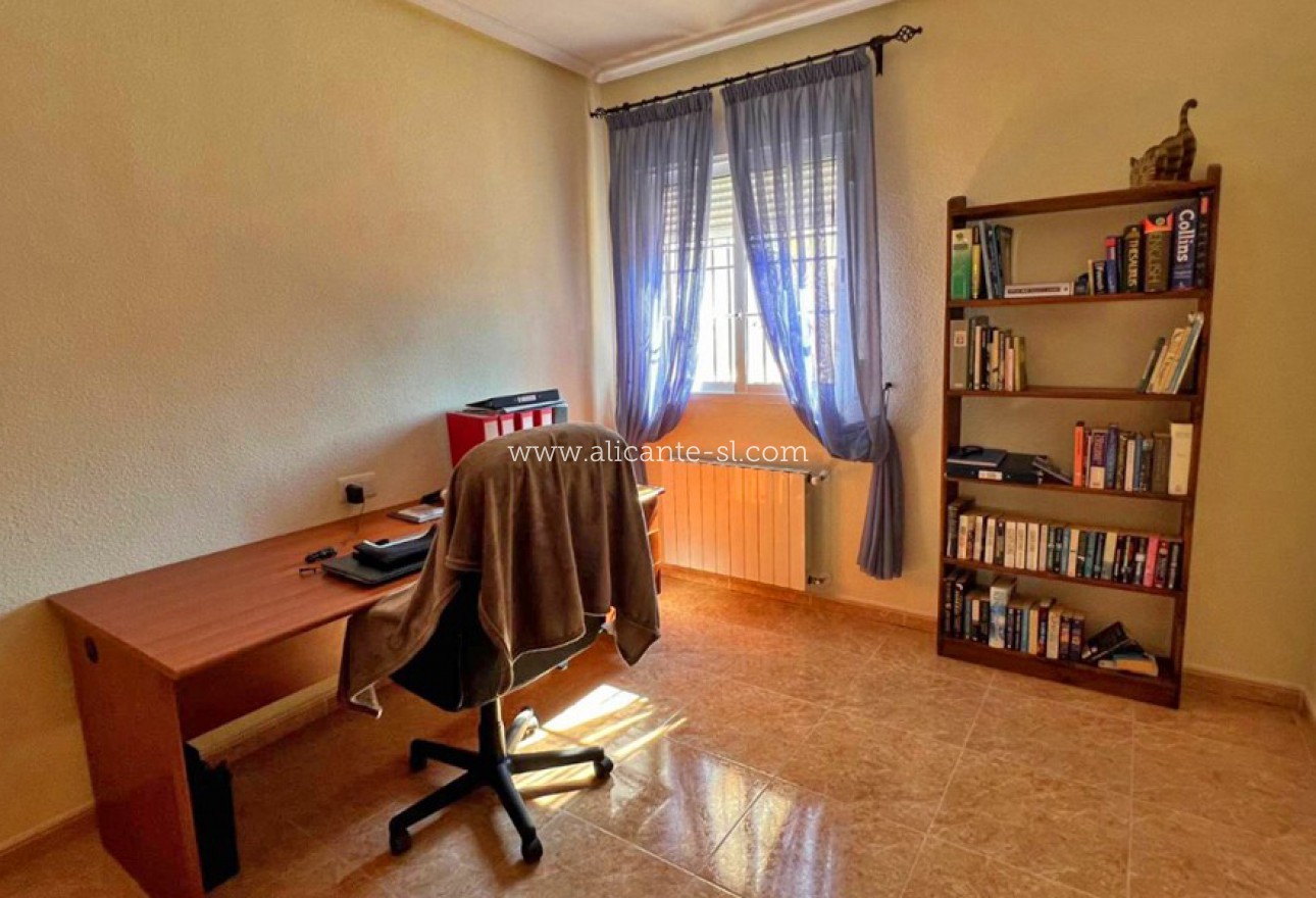 Sale - Villa  - Hondón de los Fráiles