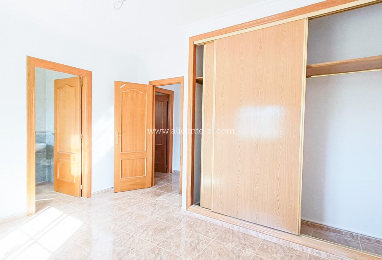 Sale - Villa  - Hondón de los Fráiles