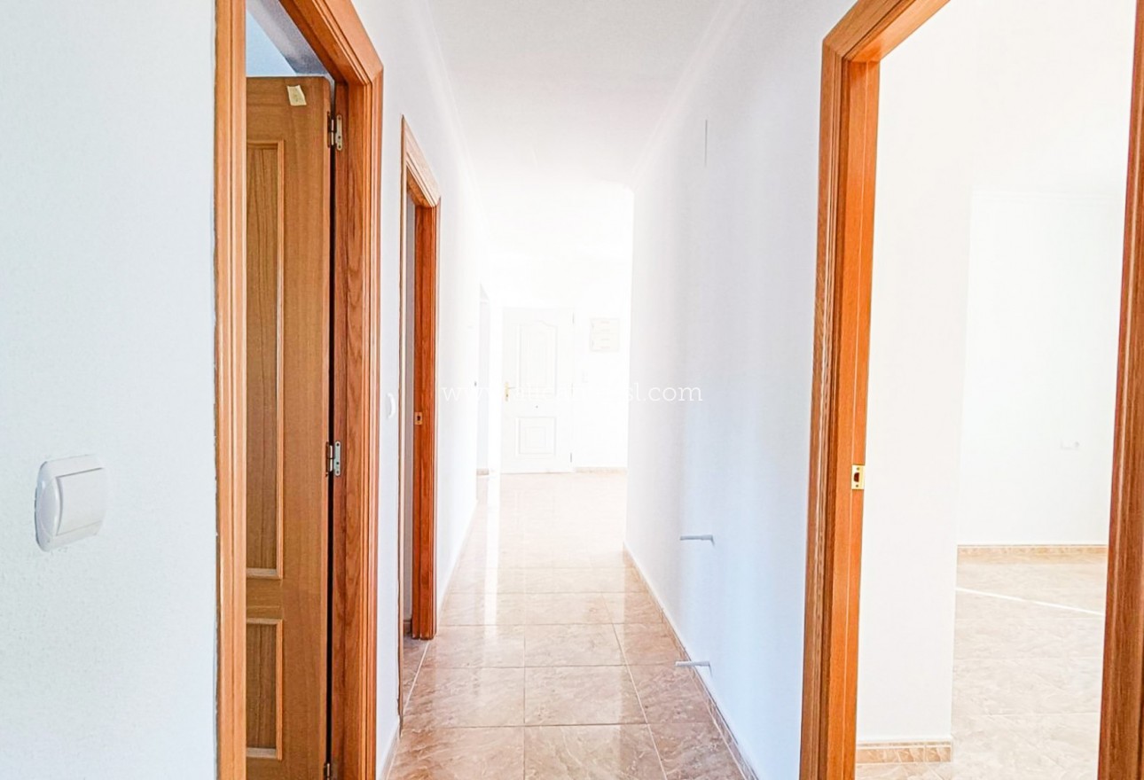 Sale - Villa  - Hondón de los Fráiles