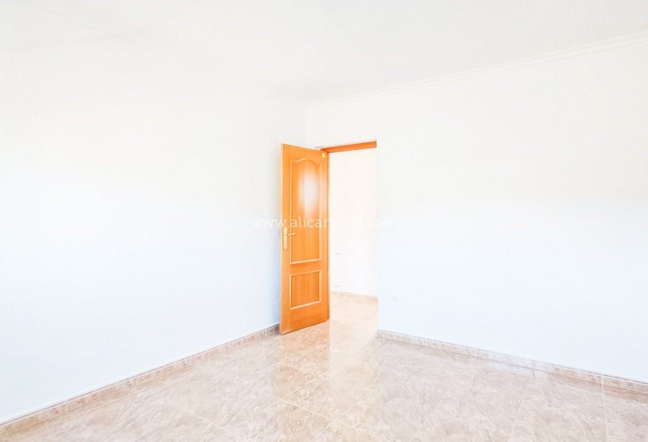 Sale - Villa  - Hondón de los Fráiles