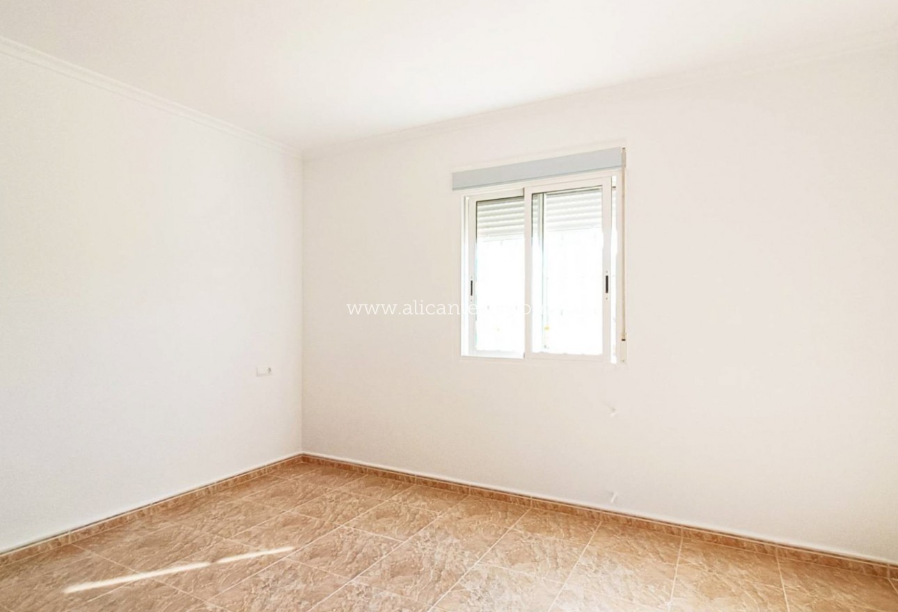 Sale - Villa  - Hondón de los Fráiles