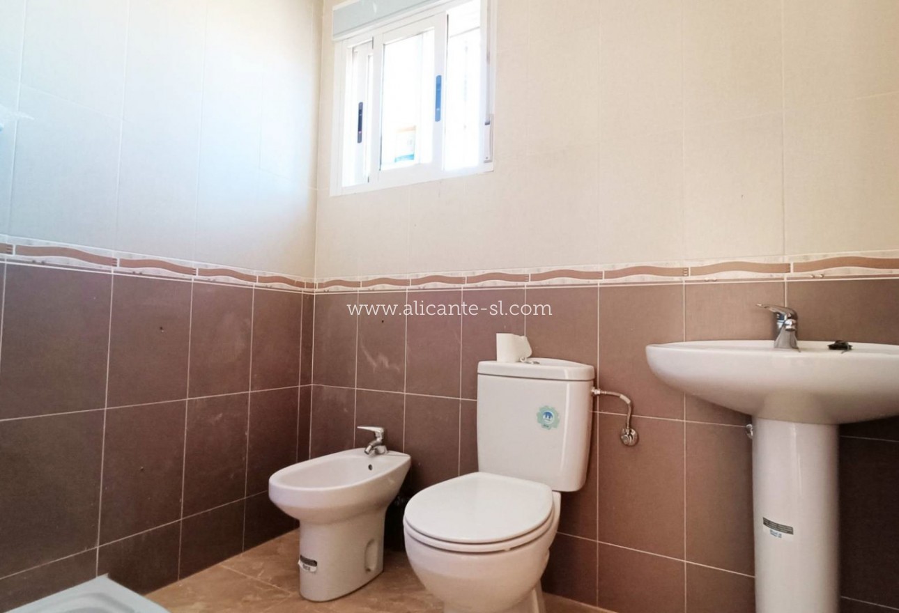 Sale - Villa  - Hondón de los Fráiles