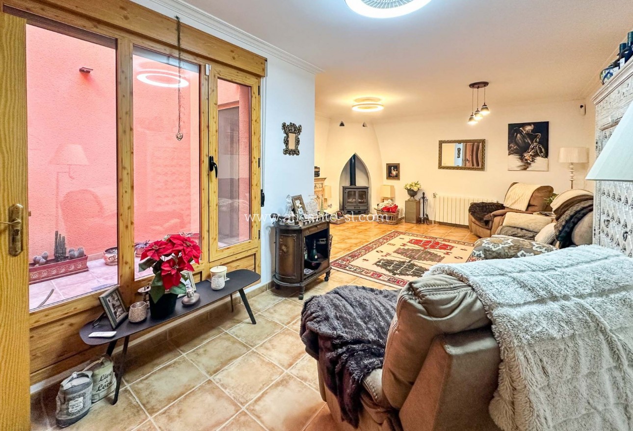 Sale - Villa  - La Romana