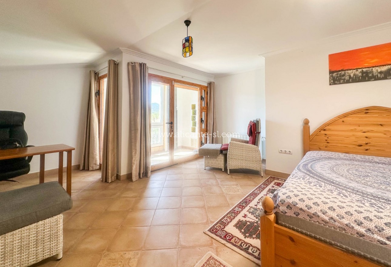 Sale - Villa  - La Romana