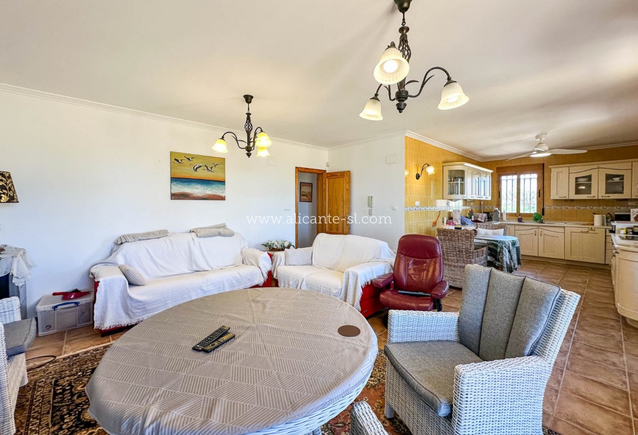 Sale - Villa  - La Romana