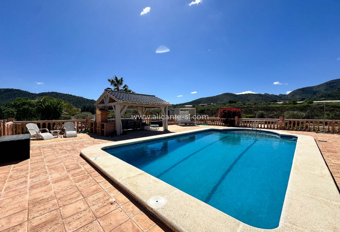 Sale - Villa  - La Romana