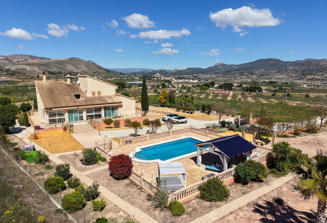 Sale - Villa  - La Romana