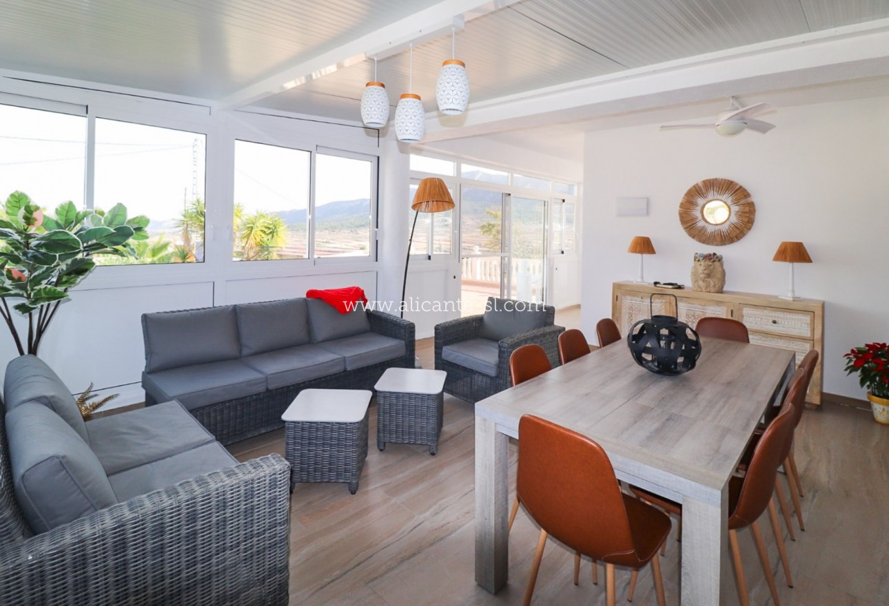 Sale - Villa  - La Romana