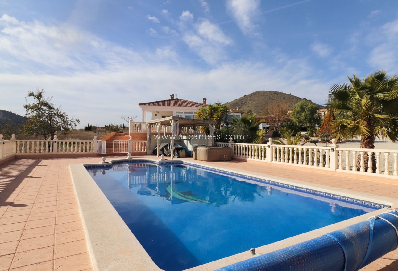 Sale - Villa  - La Romana