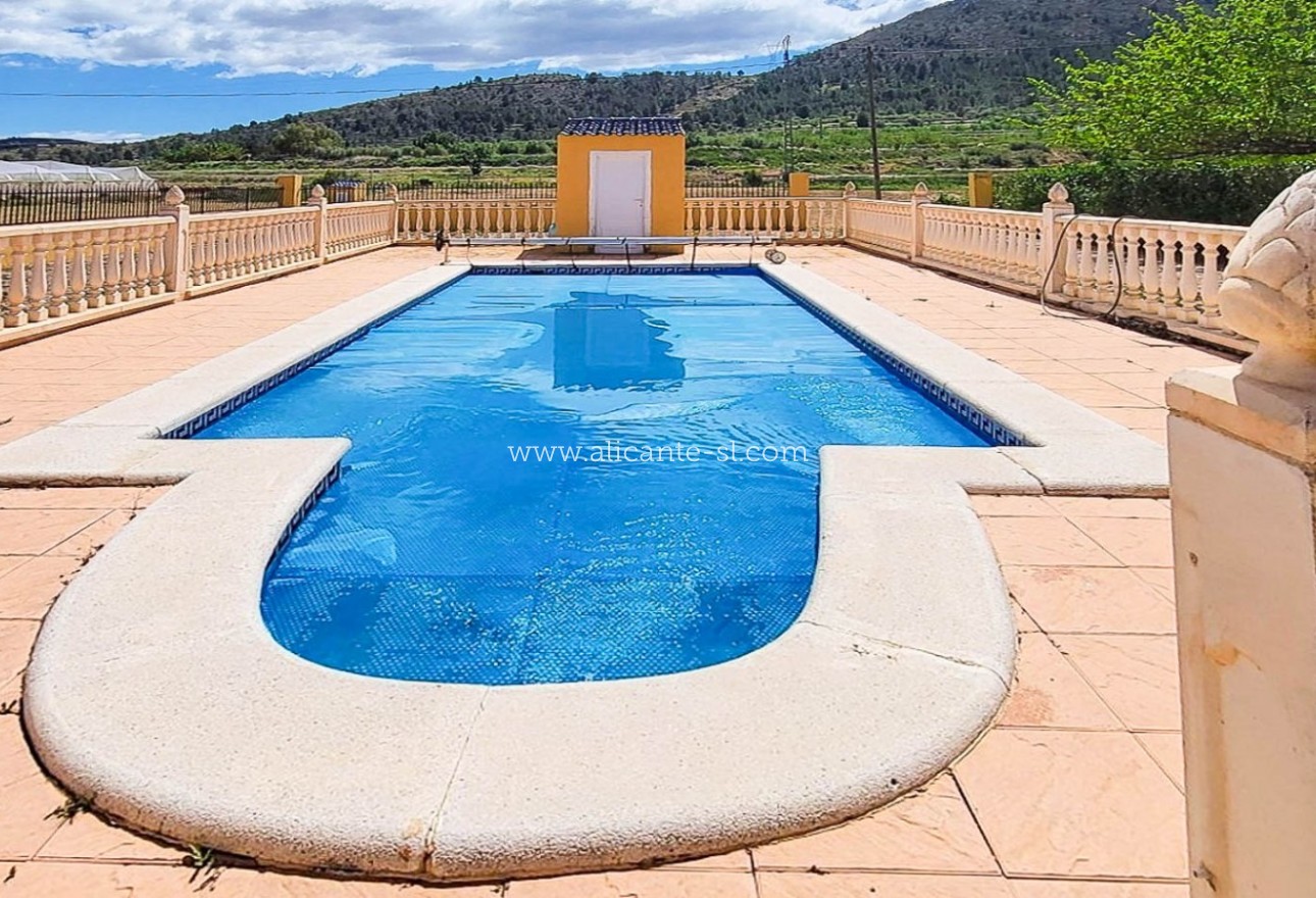 Sale - Villa  - La Romana